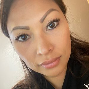 Meet your Posher, Priscilla